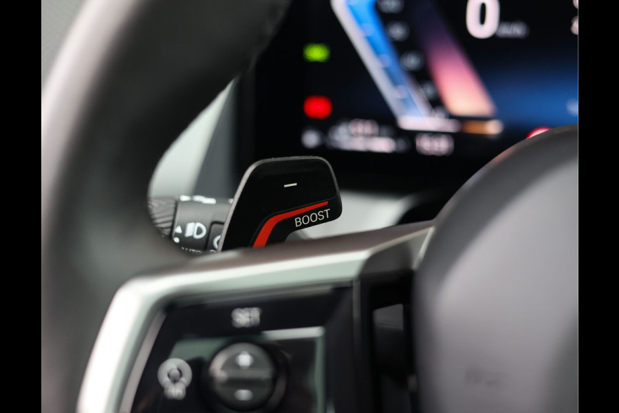 BMW X3 30e xDrive | Pano - HUD - Trekhaak