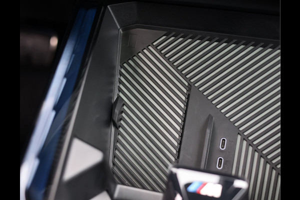 BMW X3 30e xDrive | Pano - HUD - Trekhaak