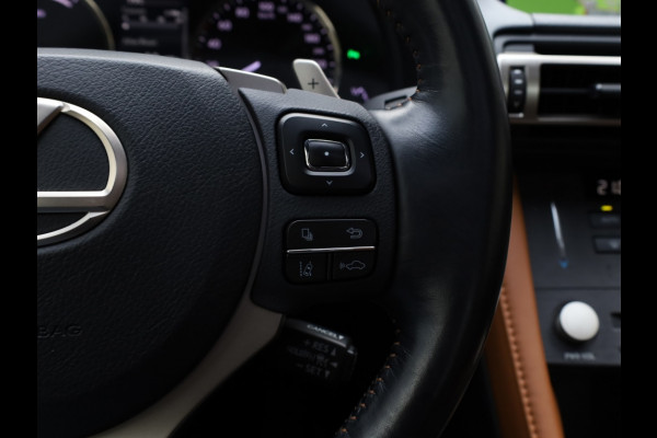 Lexus RC 300h Luxury Line | Mark Levinson | Schuifdak | Stoelventilatie