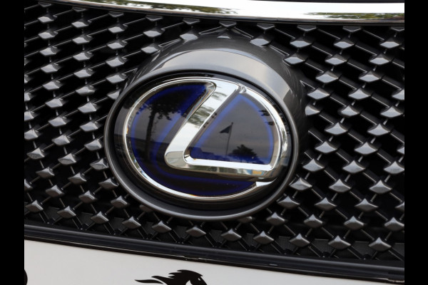 Lexus RC 300h Luxury Line | Mark Levinson | Schuifdak | Stoelventilatie