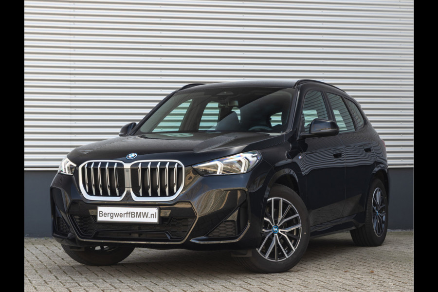 BMW X1 xDrive25e M-Sport - Driving Ass Plus - Stoelverwarming - Parking Ass