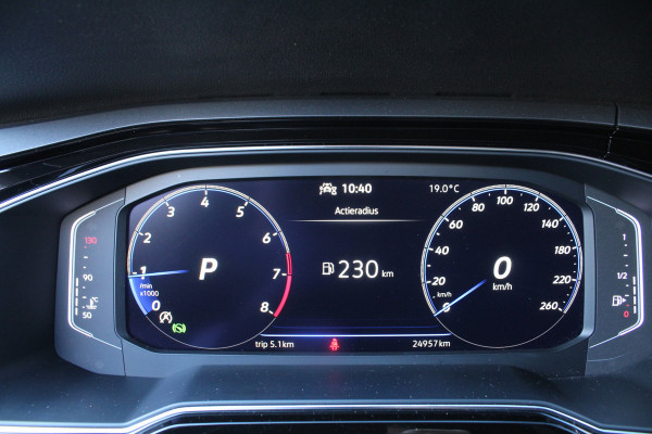 Volkswagen Taigo 1.5 TSI 150pk R-Line DSG7 Clima Cruise Carplay Camera Dig. Cockpit 17"LMV Trekhaak 1200kg