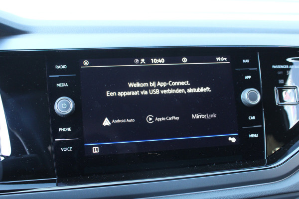 Volkswagen Taigo 1.5 TSI 150pk R-Line DSG7 Clima Cruise Carplay Camera Dig. Cockpit 17"LMV Trekhaak 1200kg