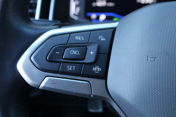 Volkswagen Taigo 1.5 TSI 150pk R-Line DSG7 Clima Cruise Carplay Camera Dig. Cockpit 17"LMV Trekhaak 1200kg