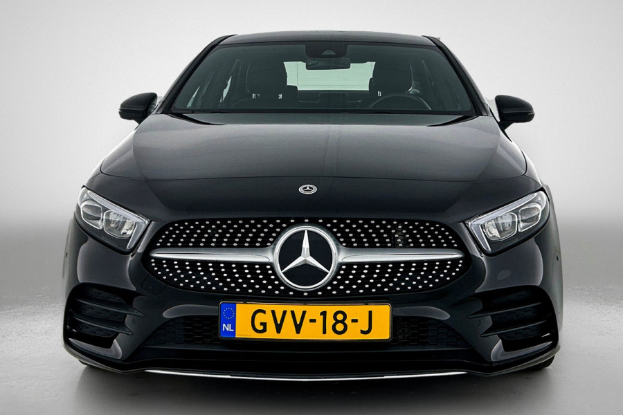 Mercedes-Benz A-Klasse 180 AMG-Line Premium Plus(Dealer OnderH, Camera,Navi, Parkeerhulp V+A, Lane assist, Cruise Con, Etc)
