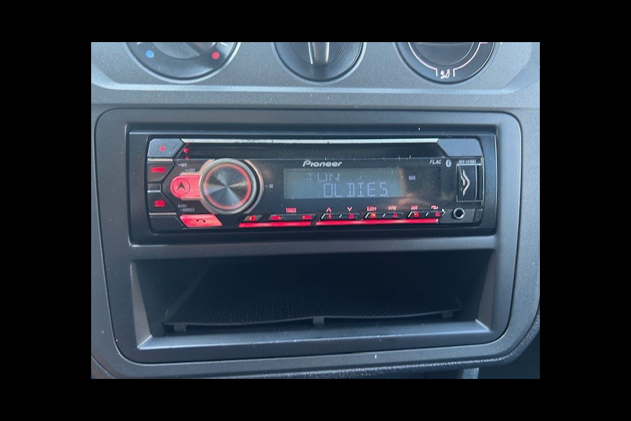 Volkswagen Caddy 1.4 TGI L2H1 EcoFuel Maxi 1e EIGENAAR I PDC I COMPLETE ONDERHOUDSHISTORIE I NW DISTRIBUTIE I RIJDEN OP GROEN GAS IS Co2 NEUTRAAL 1e EIGENAAR I COMPLETE ONDERHOUDSHISTORIE