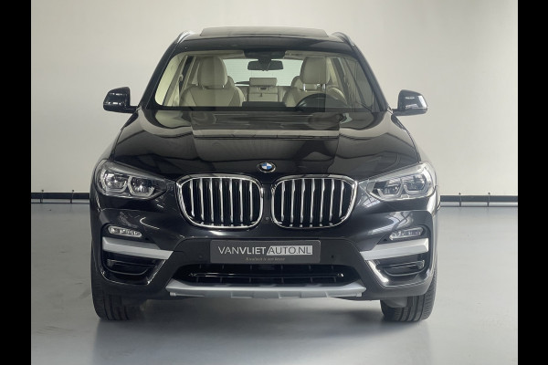BMW X3 xDrive30i High Executive AUT / Navigatie / 360 Camera Leder / Panorama dak
