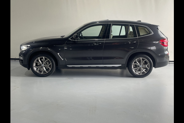 BMW X3 xDrive30i High Executive AUT / Navigatie / 360 Camera Leder / Panorama dak