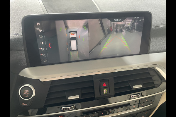 BMW X3 xDrive30i High Executive AUT / Navigatie / 360 Camera Leder / Panorama dak