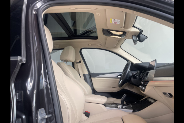 BMW X3 xDrive30i High Executive AUT / Navigatie / 360 Camera Leder / Panorama dak