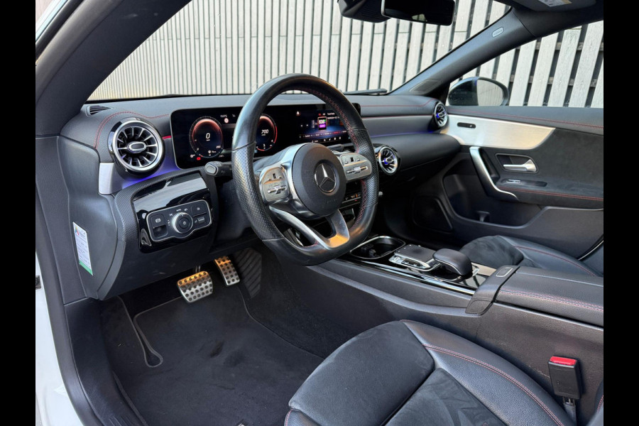 Mercedes-Benz CLA-Klasse 220 - AMG Line - Panoramadak - Camera