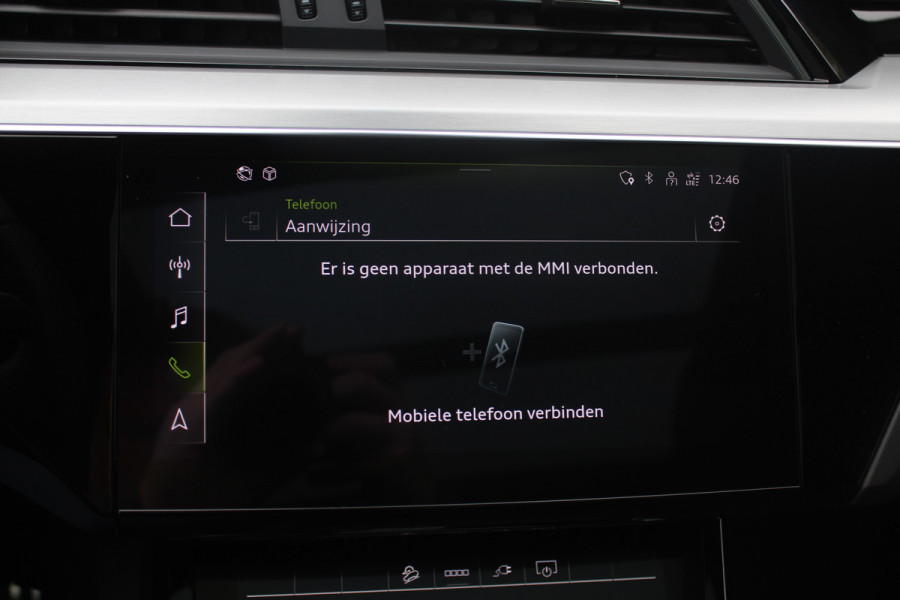 Audi Q8 Sportback e-tron 55 quattro S Edition Competition 115 kWh / SoH 94.8 % / Trekhaak / Panoramadak / Camera / Sfeerverlichting / 21'' / Keyless / Luchtvering / Stuurverwarming / DAB / ACC