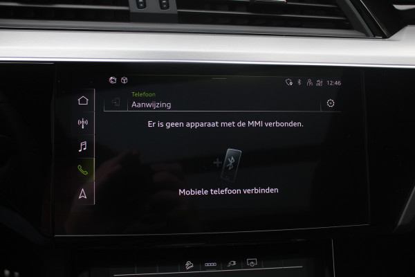 Audi Q8 Sportback e-tron 55 quattro S Edition Competition 115 kWh / SoH 94.8 % / Trekhaak / Panoramadak / Camera / Sfeerverlichting / 21'' / Keyless / Luchtvering / Stuurverwarming / DAB / ACC