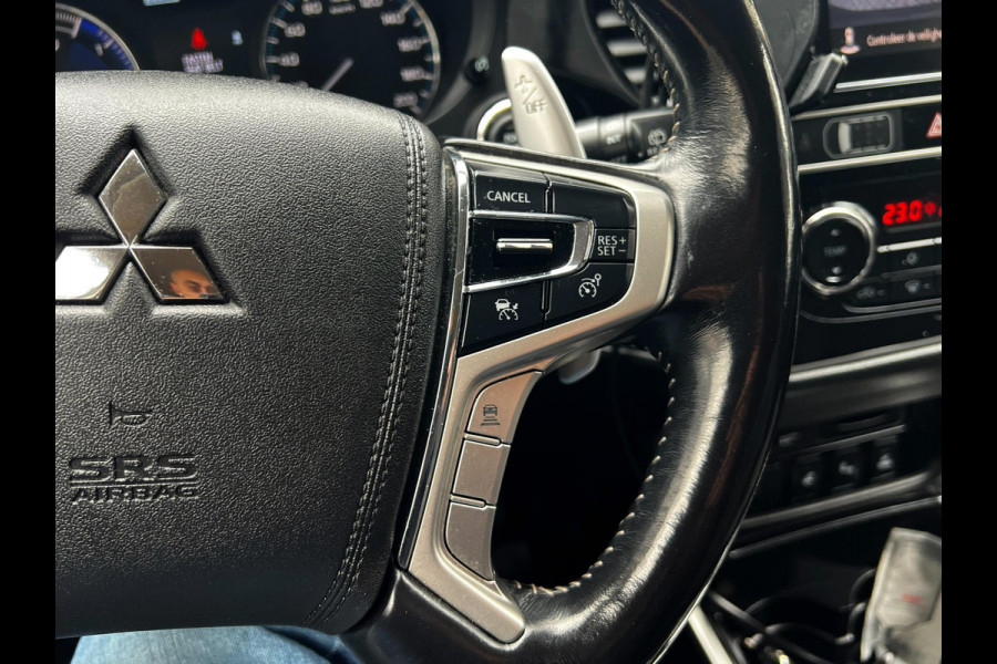 Mitsubishi Outlander 2.4 PHEV S-Edition 3D cam_Trekh_Goed onderhouden alle opties