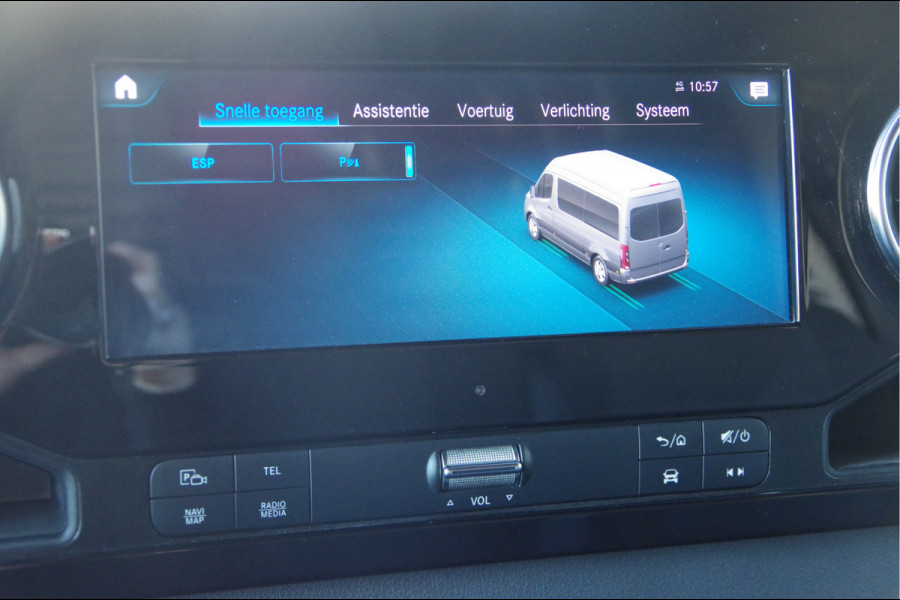 Mercedes-Benz Sprinter 319 3.0 CDI V6 L2H2 AUT. LED, 360 CAMERA, TREKHAAK, STANDKACHEL, MBUX 10'', CRUISE, NAVI, CLIMA, PARKEERSENSOREN