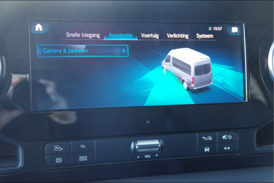 Mercedes-Benz Sprinter 319 3.0 CDI V6 L2H2 AUT. LED, 360 CAMERA, TREKHAAK, STANDKACHEL, MBUX 10'', CRUISE, NAVI, CLIMA, PARKEERSENSOREN