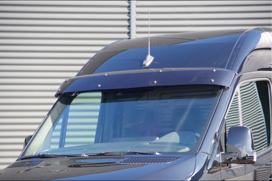 Mercedes-Benz Sprinter 319 3.0 CDI V6 L2H2 AUT. LED, 360 CAMERA, TREKHAAK, STANDKACHEL, MBUX 10'', CRUISE, NAVI, CLIMA, PARKEERSENSOREN