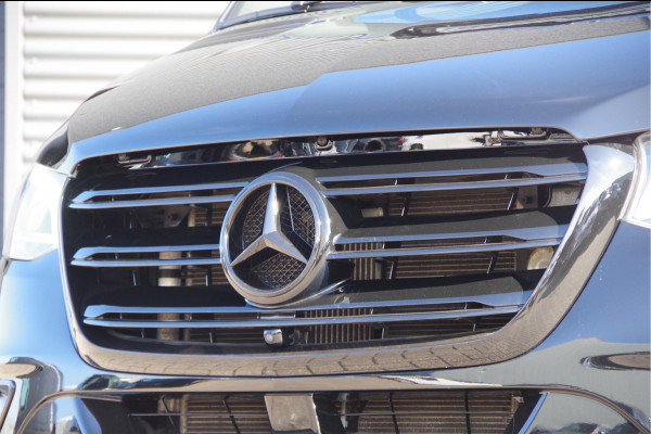 Mercedes-Benz Sprinter 319 3.0 CDI V6 L2H2 AUT. LED, 360 CAMERA, TREKHAAK, STANDKACHEL, MBUX 10'', CRUISE, NAVI, CLIMA, PARKEERSENSOREN