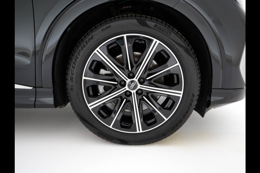 Audi Q4 Sportback e-tron 40 S-Line Edition 77 kWh [ 3-Fase ] {SOH-92%} (INCL-BTW) *HEAT-PUMP | LEATHER-FABRIC | MATRIX-LED | ADAPTIVE-CRUISE | AMBIENT-LIGHT | DIGI-COCKPIT | AUDI-SOUND | DAB+ | KEYLESS | SHIFT-PADDLES | CAMERA | HEATED-SPORTSEATS | 20''ALU*