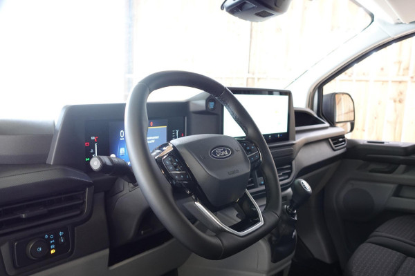 Ford Transit Custom 300 2.0 TDCI L2H1 Trend Nieuw Model Automaat 100 kw Navigatie Parkeersensoren Camera