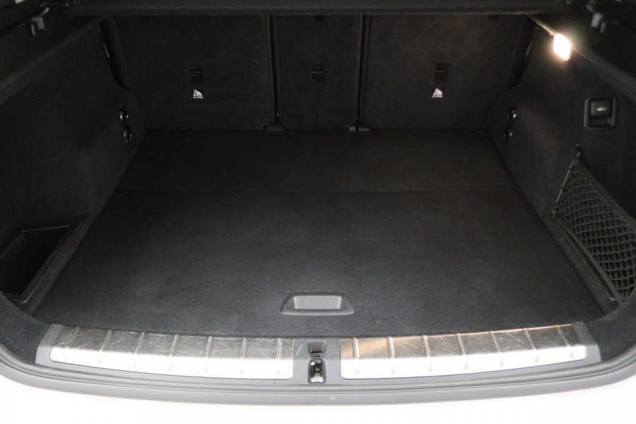 BMW X1 sDrive18i High Executive Automaat Leer, ACC, Head-Up, Navigatie, LED, Afn. Trekhaak, 18"
