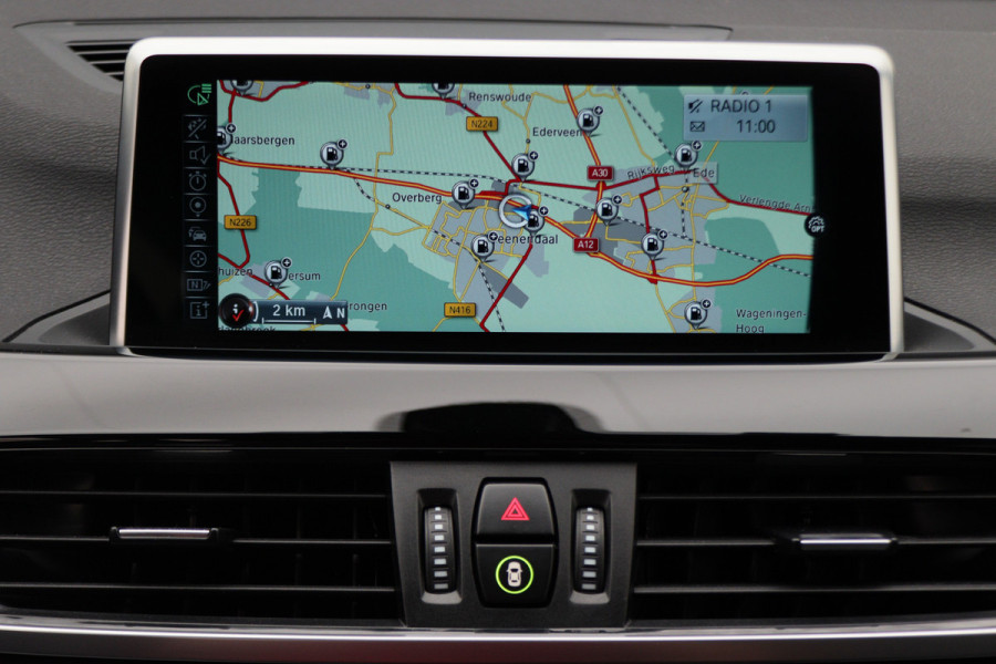 BMW X1 sDrive18i High Executive Automaat Leer, ACC, Head-Up, Navigatie, LED, Afn. Trekhaak, 18"