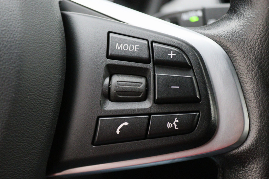 BMW X1 sDrive18i High Executive Automaat Leer, ACC, Head-Up, Navigatie, LED, Afn. Trekhaak, 18"