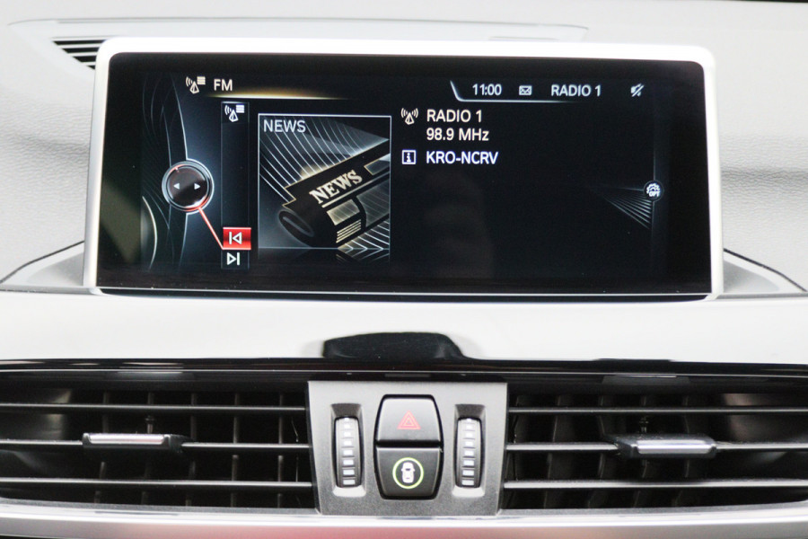 BMW X1 sDrive18i High Executive Automaat Leer, ACC, Head-Up, Navigatie, LED, Afn. Trekhaak, 18"