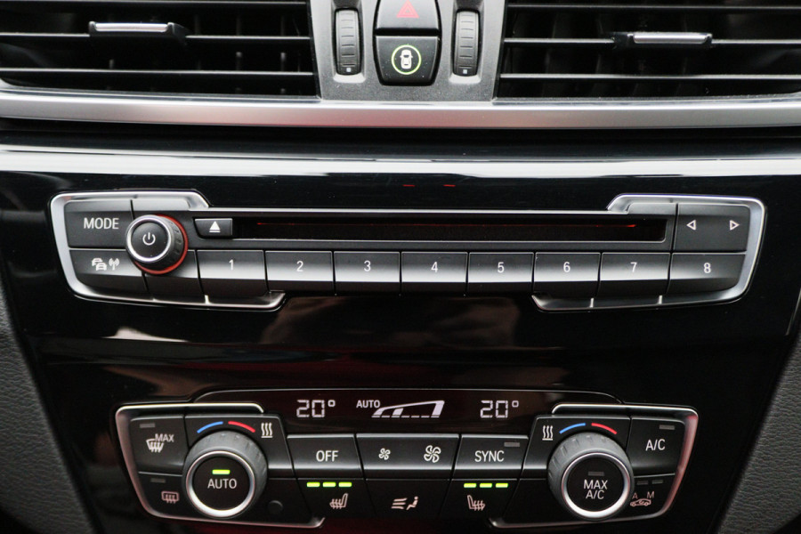 BMW X1 sDrive18i High Executive Automaat Leer, ACC, Head-Up, Navigatie, LED, Afn. Trekhaak, 18"
