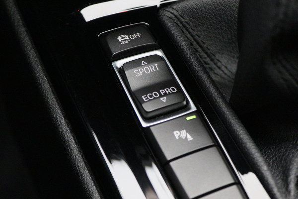 BMW X1 sDrive18i High Executive Automaat Leer, ACC, Head-Up, Navigatie, LED, Afn. Trekhaak, 18"