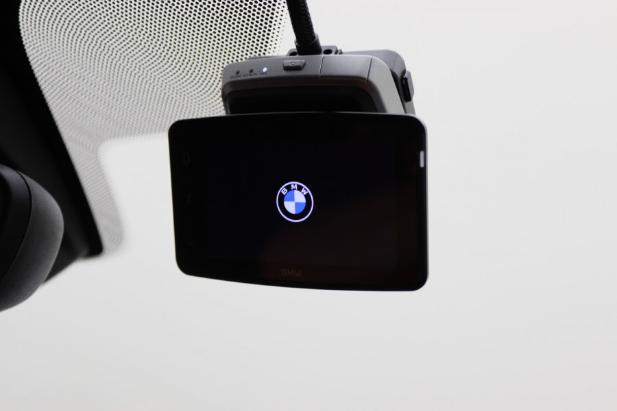 BMW X1 sDrive18i High Executive Automaat Leer, ACC, Head-Up, Navigatie, LED, Afn. Trekhaak, 18"