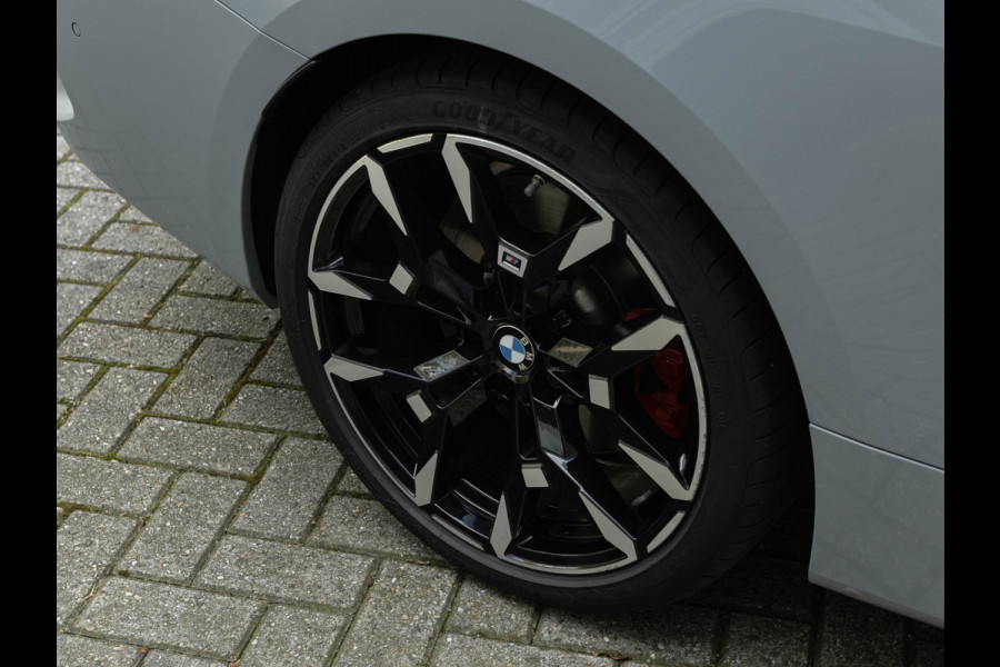 BMW 4 Serie Cabrio 430i xDrive M-Sport Pro - Widescreen - Camera - Hifi - Stoelverwarming