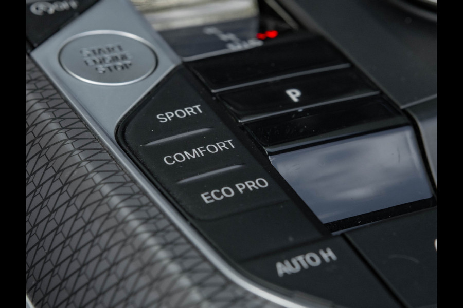 BMW 4 Serie Cabrio 430i xDrive M-Sport Pro - Widescreen - Camera - Hifi - Stoelverwarming