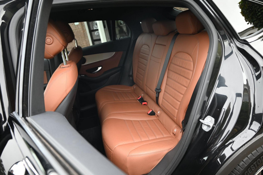 Mercedes-Benz GLC Coupé 350e 4MATIC Premium 320 PK AMG Luchtvering 360 Camera Keyless 19''