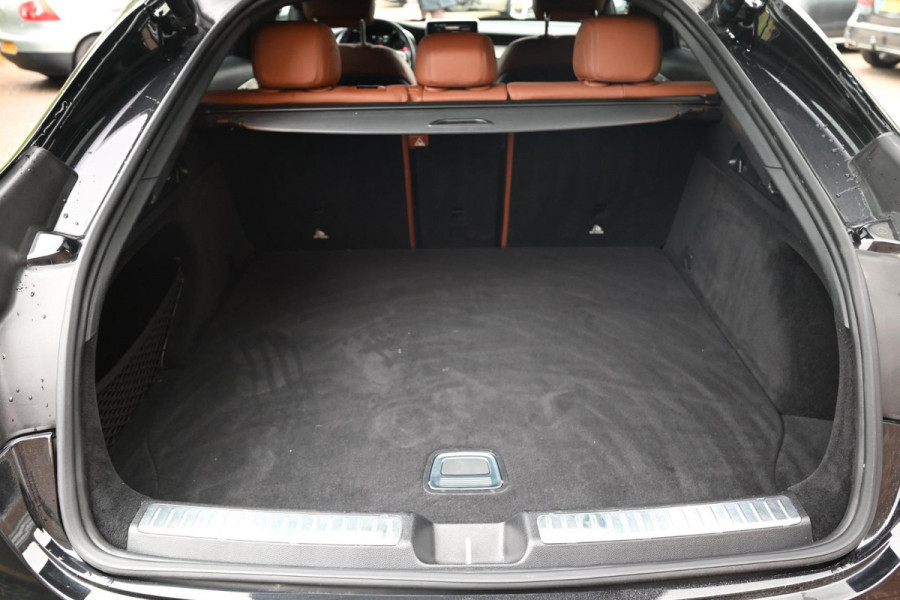 Mercedes-Benz GLC Coupé 350e 4MATIC Premium 320 PK AMG Luchtvering 360 Camera Keyless 19''