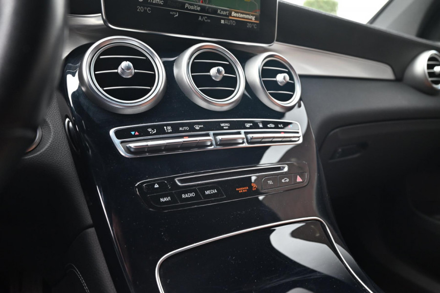 Mercedes-Benz GLC Coupé 350e 4MATIC Premium 320 PK AMG Luchtvering 360 Camera Keyless 19''