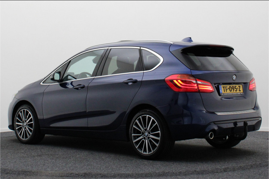 BMW 2 Serie Active Tourer 218i High Executive Automaat Panoramadak, Leer, Head-Up, Camera, Navigatie, Trekhaak