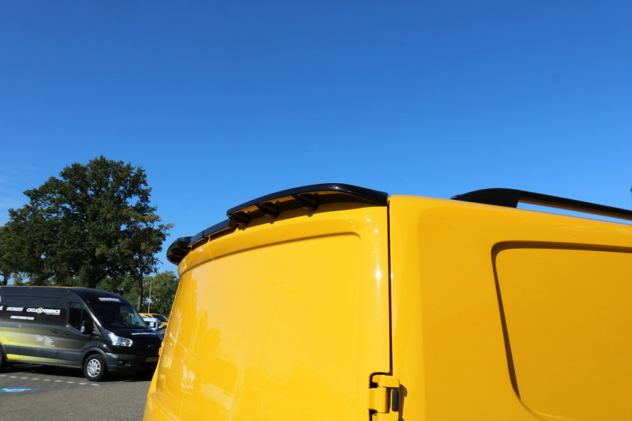 Ford E-Transit Cust. L2 H1 65 kWh Black Edition