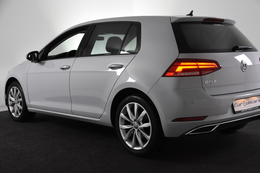Volkswagen Golf 1.0 TSI Highline *1ste Eigenaar*Alcantara Leer*Carplay*Navigatie*