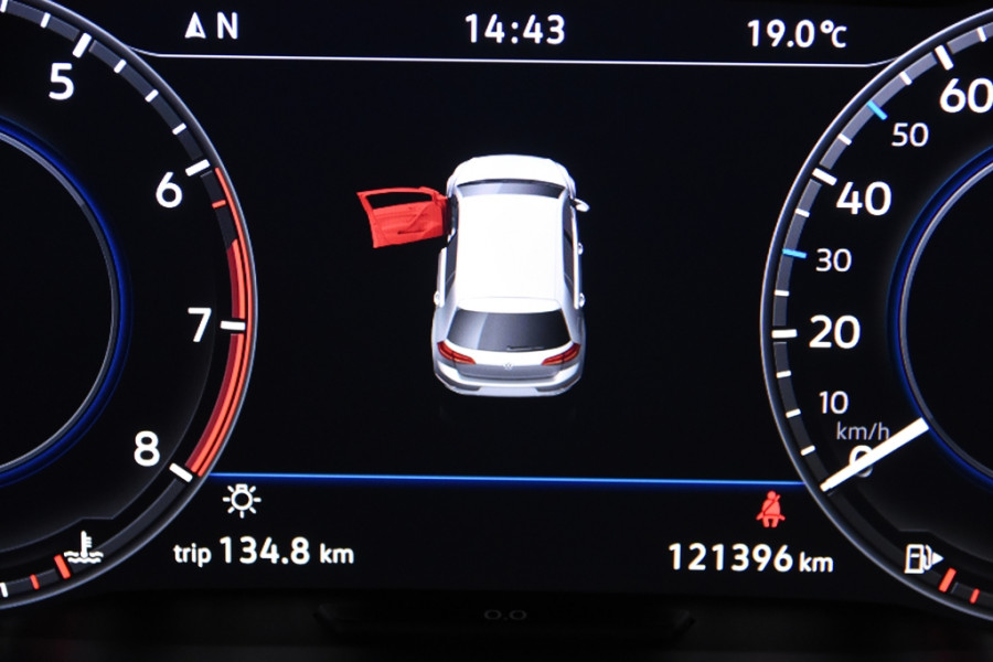 Volkswagen Golf 1.0 TSI Highline *1ste Eigenaar*Alcantara Leer*Carplay*Navigatie*