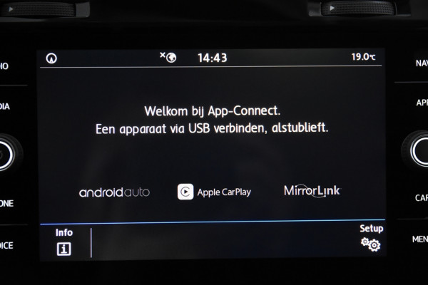 Volkswagen Golf 1.0 TSI Highline *1ste Eigenaar*Alcantara Leer*Carplay*Navigatie*