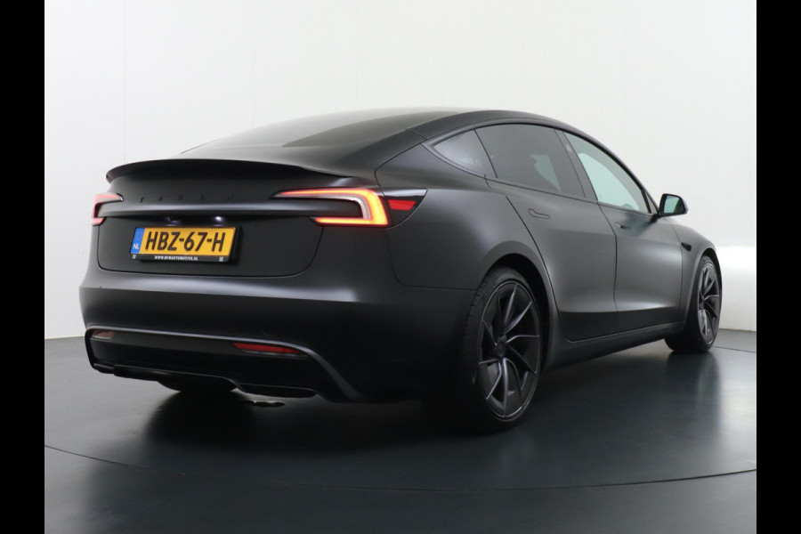 Tesla Model 3 Performance AWD 78 kWh VAN: 55.900,- VOOR: 52.877,- UW HERFSTVOORDEEL: 3.023,- ORIG. NL 1E EIG.| VOORZIEN VAN PPF FOLIE TWV 5.000,- EURO.