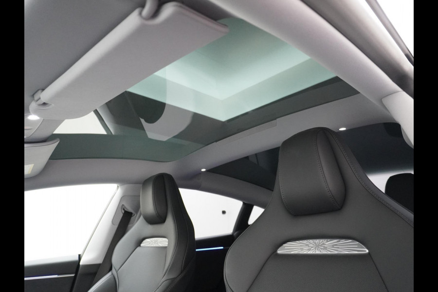 Tesla Model 3 Performance AWD 78 kWh VAN: 55.900,- VOOR: 52.877,- UW HERFSTVOORDEEL: 3.023,- ORIG. NL 1E EIG.| VOORZIEN VAN PPF FOLIE TWV 5.000,- EURO.