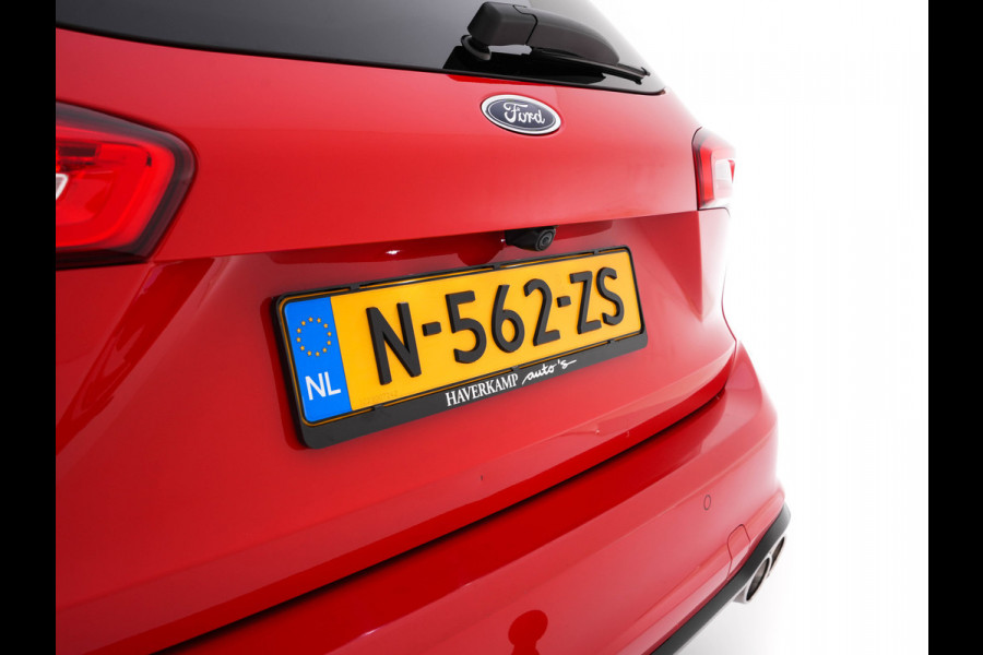 Ford FOCUS Wagon 2.0 ST-Line-X Business EcoBlue (INCL-BTW) Aut. *ADAPTIVE-CRUISE | DIGI-COCKPIT | KEYLESS | CAMERA | NAVI-FULLMAP | HEATED-SPORTSEATS | DAB+ | SHIFT-PADDLES | ECC | PDC | TOWBAR | 18''ALU*