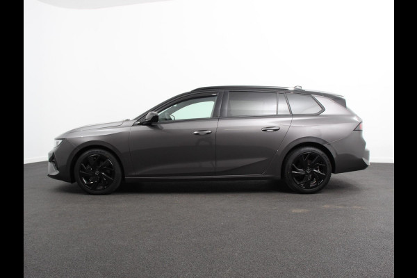 Opel Astra Sports Tourer 1.2 Turbo GS Climate control Cruise control Parkeersensoren Achteruitrij camera Navigatie LED Apple Carplay/ Andriod Auto