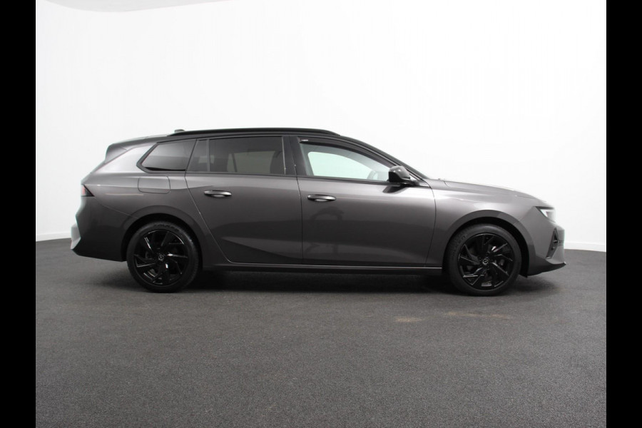Opel Astra Sports Tourer 1.2 Turbo GS Climate control Cruise control Parkeersensoren Achteruitrij camera Navigatie LED Apple Carplay/ Andriod Auto