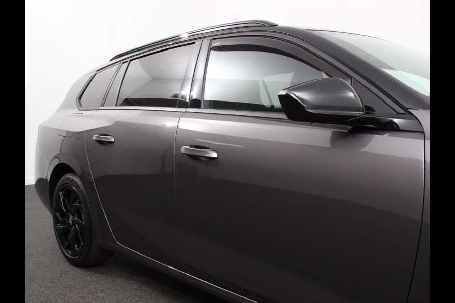 Opel Astra Sports Tourer 1.2 Turbo GS Climate control Cruise control Parkeersensoren Achteruitrij camera Navigatie LED Apple Carplay/ Andriod Auto