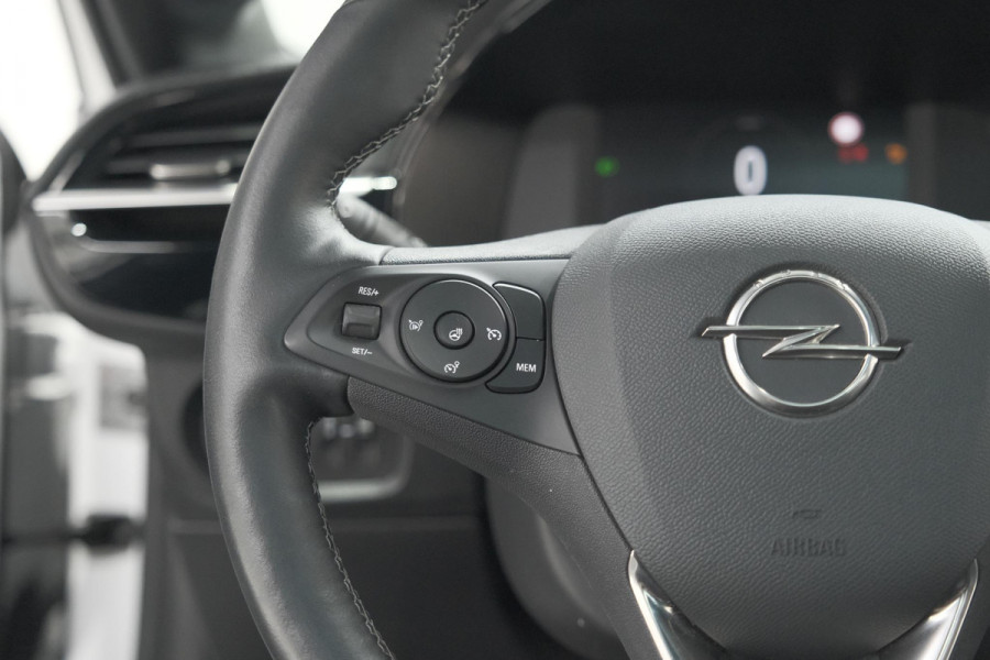 Opel Corsa 1.2 Turbo 100 Ultimate | Panoramadak | Camera | Dodehoekdetectie | Apple Carplay