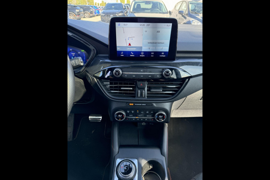 Ford Kuga 2.5 PHEV ST-Line X 225pk | Driver Assistance Pack | Winterpack | Panoramadak | Trekhaak afneembaar | 19 inch velgen | Design pack