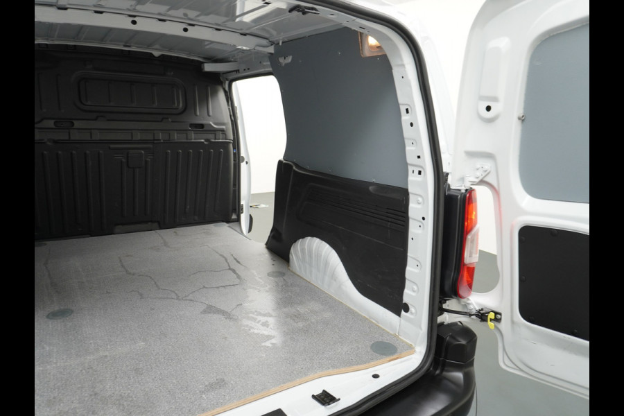 Opel Combo 1.5D L2H1 102PK, Cruise Control, Navigatie, Climat, EX Lease